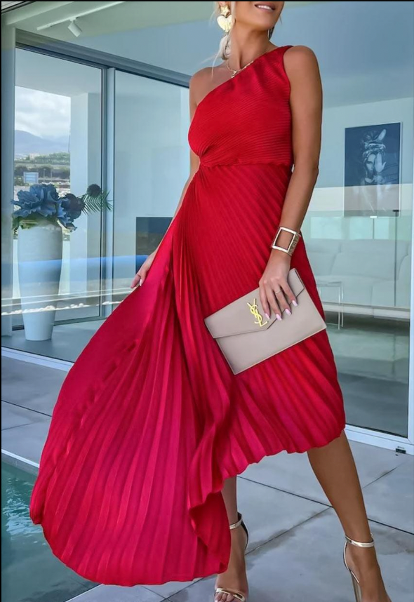Halisa – One-shoulder pleated dress