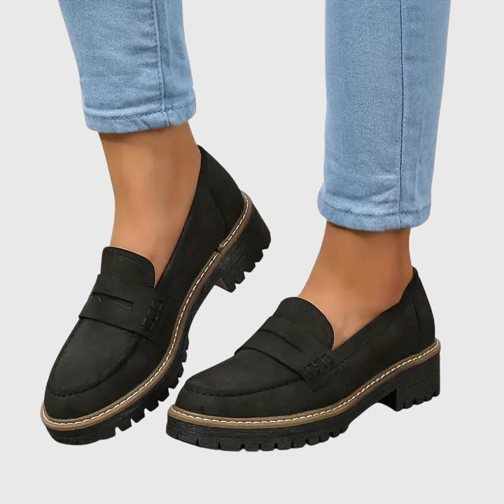 Sophie - Timeless Suede Loafers